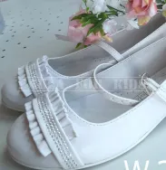 buty komunijne białe balerinki z falbanką i dżetami ZARRO model  2443